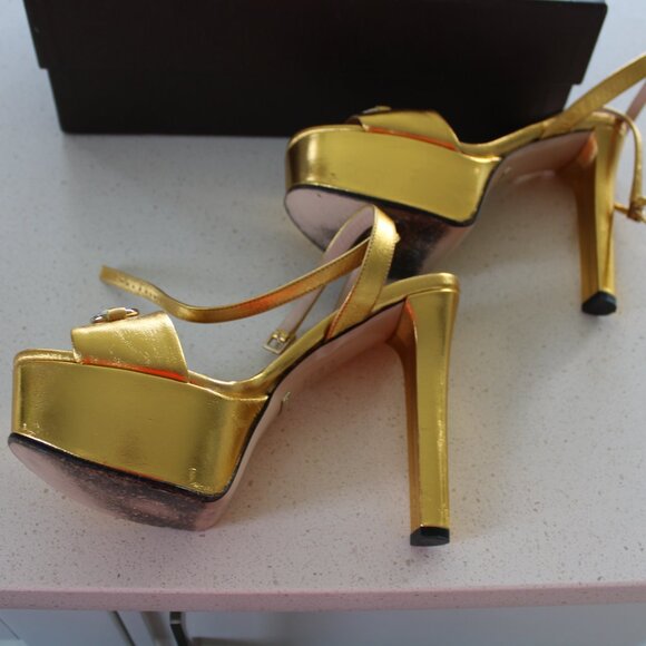 Gucci Gold Super High Heels with Horsebit - Picture 3 of 3
